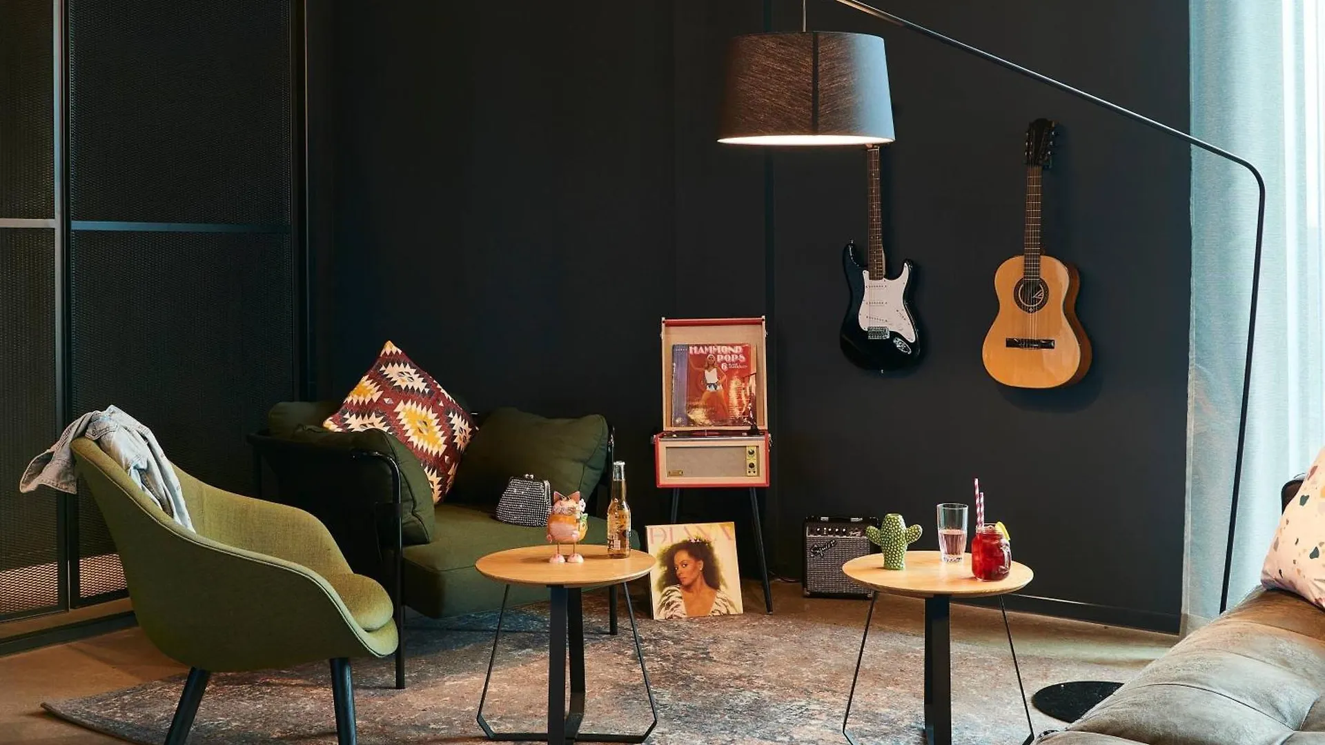 Moxy Chester Hotel