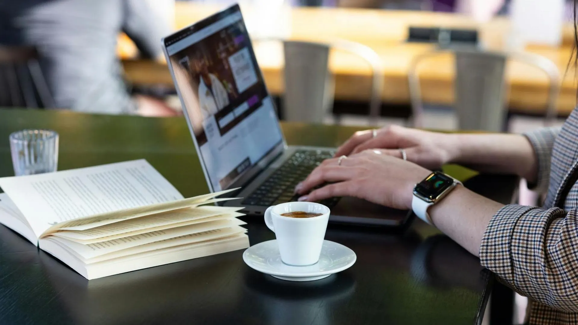 **** Hotel Moxy Chester United Kingdom